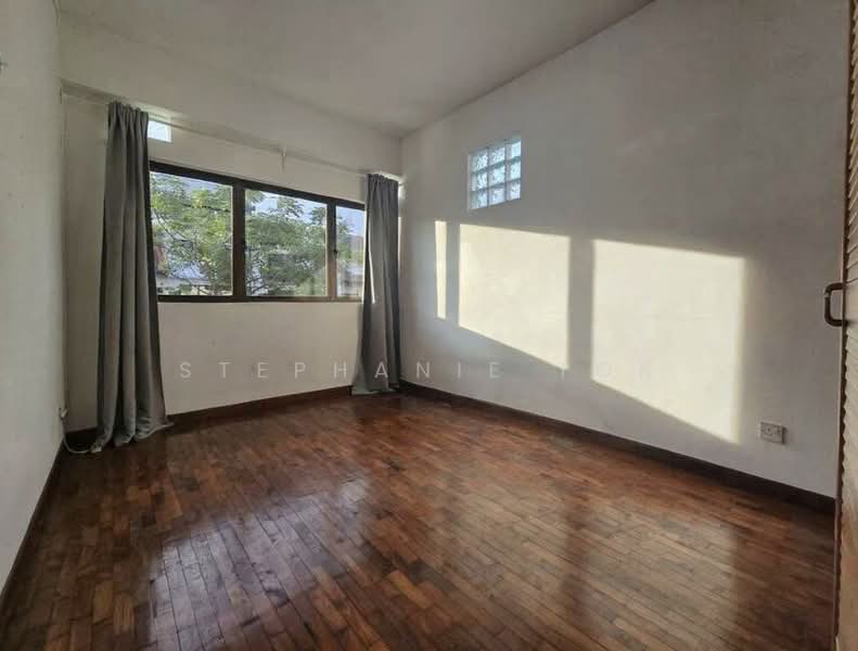 Beautiful 3 Storey Corner Terrace, Priced to Sell, Spacious Rooms, Wide Frontage, Excelleng Connectivity, 5 Bedrooms, 3,200 sqft, Corner Terrace For Sale, by Stephanie Tok, 500210688 - Interior - PropertyGuru.com.sg