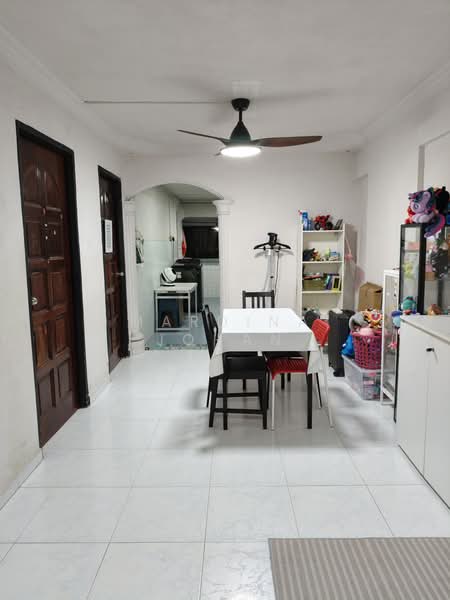 248 Hougang Avenue 3, 248 Hougang Avenue 3, Hougang / Punggol / Sengkang, 2 Bedrooms, 776 sqft, HDB Flat For Sale, by Mardina Johan, 500210695 - Interior - PropertyGuru.com.sg