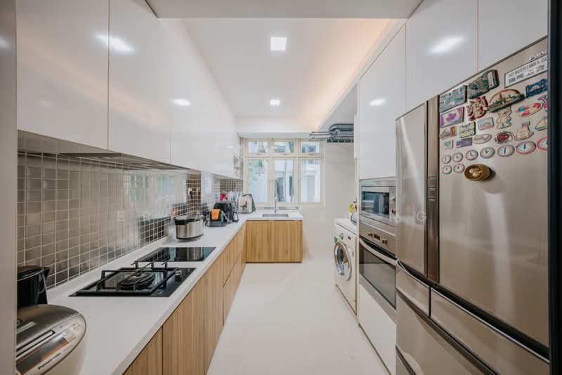Ewe Boon Regent, 31 Ewe Boon Road, 3 Bedrooms, 1,141 sqft, Condominium For Sale, by Bryan Luke Ng, 500210698 - Kitchen - PropertyGuru.com.sg