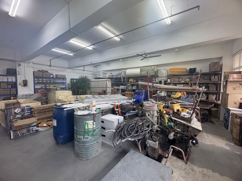 Golden Wall Flatted Factory, 2 Jalan Rajah, 1,420 sqft, Light Industrial (B1) For Rent, by Edward Koh, 500210703 - Interior - CommercialGuru.com.sg