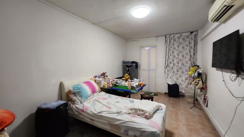 234 Serangoon Avenue 3, 234 Serangoon Avenue 3, 3 Bedrooms, 1,119 sqft, HDB Flat For Sale, by Ang Pei Xiong, 500210705 - Bedroom - PropertyGuru.com.sg