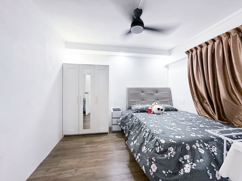 558 Hougang Street 51, 558 Hougang Street 51, 4 Bedrooms, 1,593 sqft, HDB Flat For Sale, by Nur Hidayah Ahmad, 500210707 - 1st Floor Bedroom - PropertyGuru.com.sg