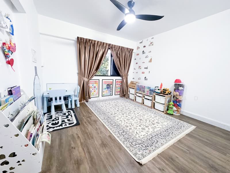 558 Hougang Street 51, 558 Hougang Street 51, 4 Bedrooms, 1,593 sqft, HDB Flat For Sale, by Nur Hidayah Ahmad, 500210707 - 2nd common room - PropertyGuru.com.sg