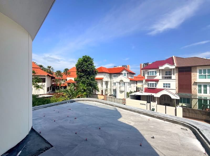 Avant-garde Siglap freehold detached, Siglap road, East Coast / Marine Parade, 5 Bedrooms, 9,280 sqft, Detached House For Sale, by Jolyn Goh, 500210717 - Exterior - PropertyGuru.com.sg