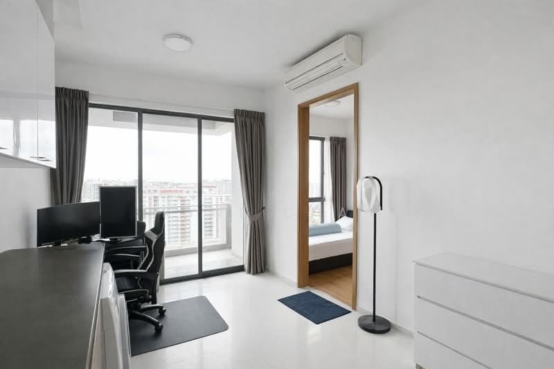 Trilive, 111 Tampines Road, 1 Bedroom, 350 sqft, Condominium For Rent, by Kyne Chan, 500210725 - Study - PropertyGuru.com.sg
