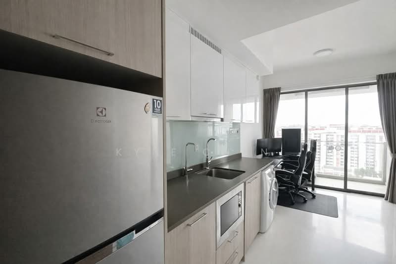 Trilive, 111 Tampines Road, 1 Bedroom, 350 sqft, Condominium For Rent, by Kyne Chan, 500210725 - Kitchen - PropertyGuru.com.sg