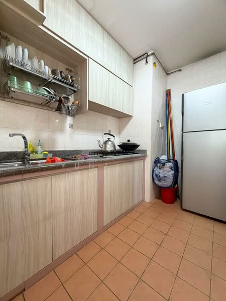 311B Anchorvale Lane, 311B Anchorvale Lane, 3 Bedrooms, 969 sqft, HDB Flat For Sale, by Yuna Lim, 500210727 - Kitchen - PropertyGuru.com.sg