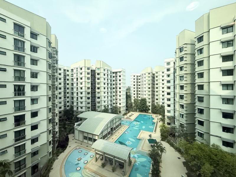 Simei Green Condominium, 1 Simei Street 4, Pasir Ris / Tampines, 3 Bedrooms, 969 sqft, Condominium For Rent, by Richard Ho, 500210729 - Quiet Pool View - PropertyGuru.com.sg