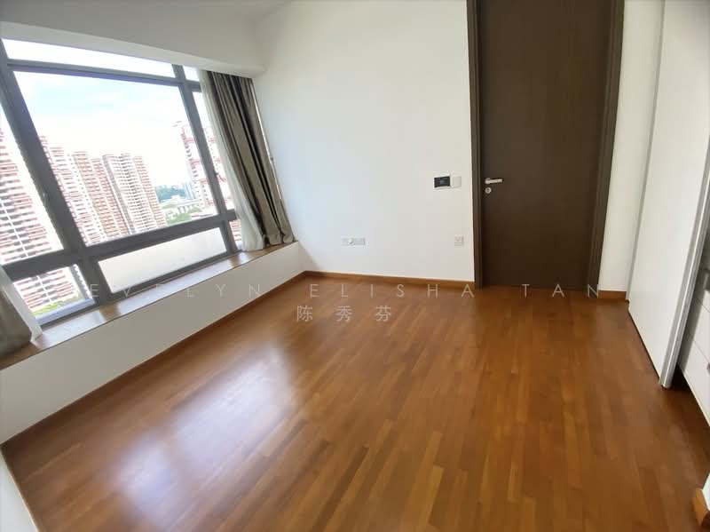 Ascentia Sky, 1 Alexandra View, 2 Bedrooms, 1,012 sqft, Apartment For Rent, by Evelyn Elisha Tan 陈秀芬, 500210739 - Spacious Master Bedroom - PropertyGuru.com.sg