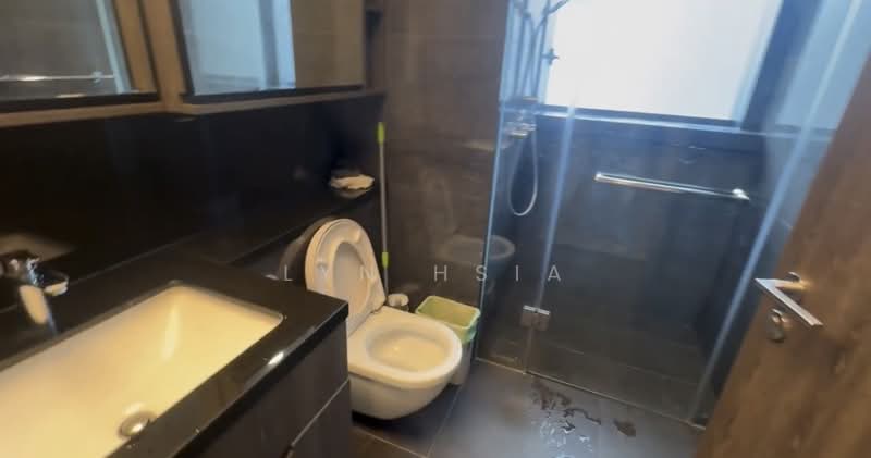 The M, 30 Middle Road, Room Rental, 130 sqft, Condominium For Rent, by Lyn Hsia, 500210744 - Bathroom - PropertyGuru.com.sg