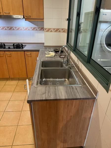Yew Mei Green, 50 Choa Chu Kang North 6, 3 Bedrooms, 1,292 sqft, Condominium For Sale, by Clarissa Choh, 500210757 - Kitchen - PropertyGuru.com.sg