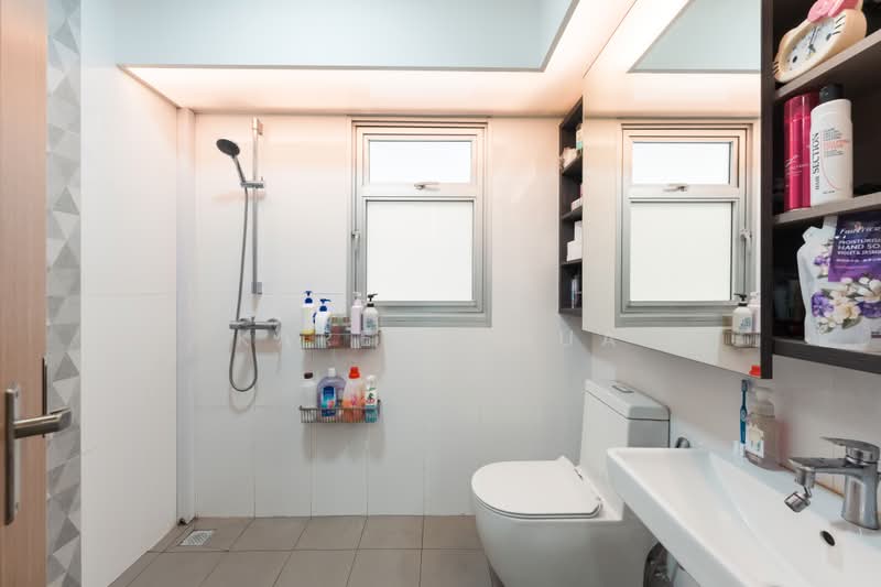 152C Bedok South Road, 152C Bedok South Road, 3 Bedrooms, 1,216 sqft, HDB Flat For Sale, by Karen Chua, 500210759 - Bathroom - PropertyGuru.com.sg
