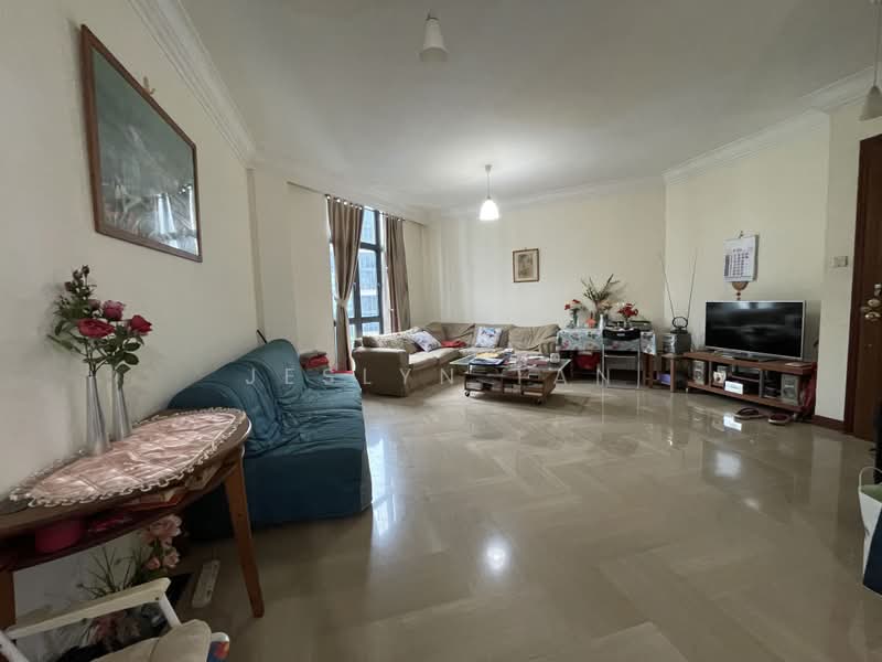 East Meadows, 30 Tanah Merah Kechil Road, 3 Bedrooms, 1,356 sqft, Condominium For Sale, by Jeslyn Tan, 500210766 - Living Room - PropertyGuru.com.sg