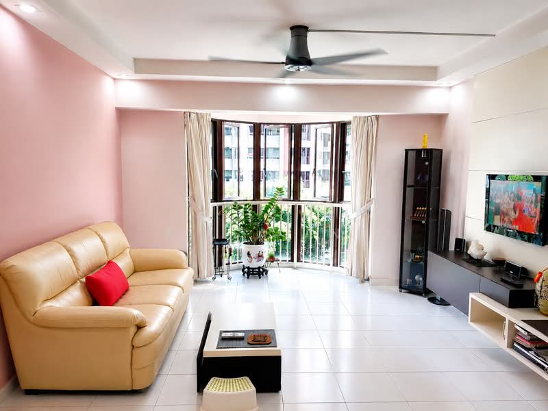 640 Choa Chu Kang Street 64, 640 Choa Chu Kang Street 64, 2 Bedrooms, 1,076 sqft, HDB Flat For Sale, by Ailsa Ang, 500210776 - Living Room - PropertyGuru.com.sg