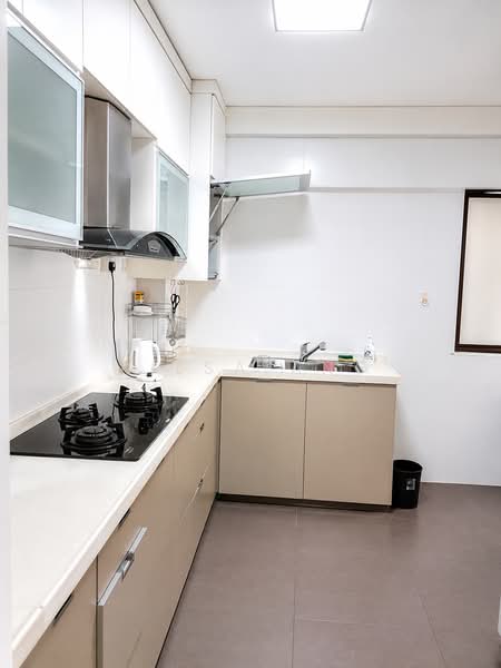 640 Choa Chu Kang Street 64, 640 Choa Chu Kang Street 64, 2 Bedrooms, 1,076 sqft, HDB Flat For Sale, by Ailsa Ang, 500210776 - Kitchen - PropertyGuru.com.sg