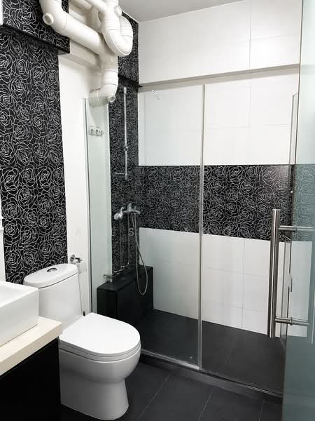 640 Choa Chu Kang Street 64, 640 Choa Chu Kang Street 64, 2 Bedrooms, 1,076 sqft, HDB Flat For Sale, by Ailsa Ang, 500210776 - Bathroom - PropertyGuru.com.sg