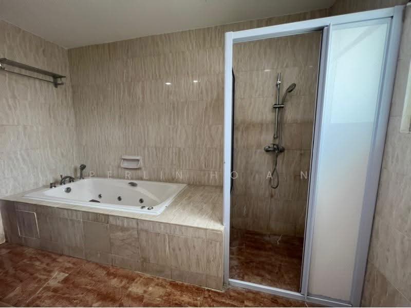 Duchess Crest, 82 Duchess Avenue, Tanglin / Holland / Bukit Timah, 5 Bedrooms, 4,295 sqft, Condominium For Sale, by Perlin Ho A N, 500210788 - PropertyGuru.com.sg