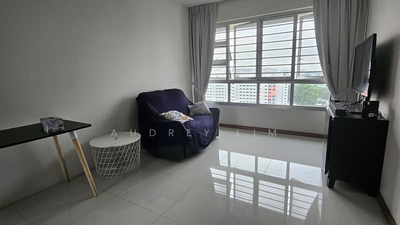 228A Ang Mo Kio Street 23, 228A Ang Mo Kio Street 23, 3 Bedrooms, 1,216 sqft, HDB Flat For Sale, by Audrey Lim, 500210793 - Living Room - PropertyGuru.com.sg