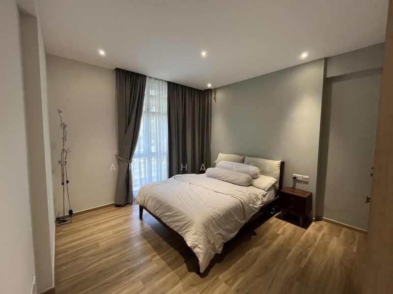 Carissa Park Condo, 4 Flora Drive, 2 Bedrooms, 1,001 sqft, Condominium For Rent, by Aretha Lee, 500210797 - Bedroom - PropertyGuru.com.sg
