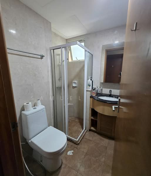 Queens, 16 Stirling Road, Room Rental, 100 sqft, Condominium For Rent, by Samuel Tan, 500210805 - Bathroom 1 - PropertyGuru.com.sg