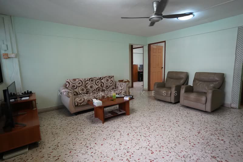27 Telok Blangah Way, 27 Telok Blangah Way, 3 Bedrooms, 883 sqft, HDB Flat For Sale, by Kesinee Kess, 500210806 - Living Room - PropertyGuru.com.sg