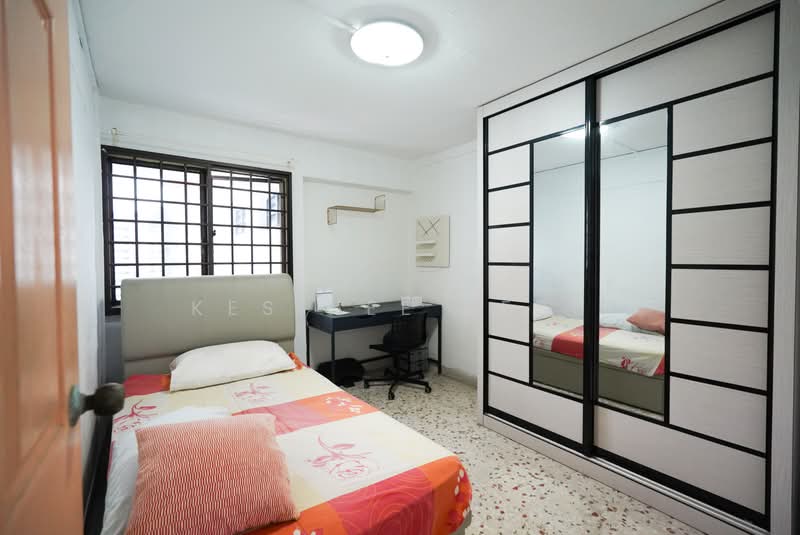 27 Telok Blangah Way, 27 Telok Blangah Way, 3 Bedrooms, 883 sqft, HDB Flat For Sale, by Kesinee Kess, 500210806 - Bedroom - PropertyGuru.com.sg
