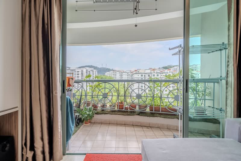 Chantilly Rise, 82 Hillview Avenue, 4 Bedrooms, 1,733 sqft, Condominium For Sale, by Charles Chua, 500210808 - Balcony - PropertyGuru.com.sg