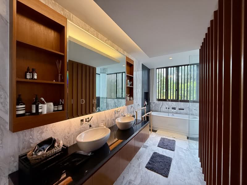 Coral Island, Ocean Drive, 4 Bedrooms, 10,021 sqft, Detached House For Rent, by Nidhi Belani Mohan, 500210810 - Bathroom - PropertyGuru.com.sg