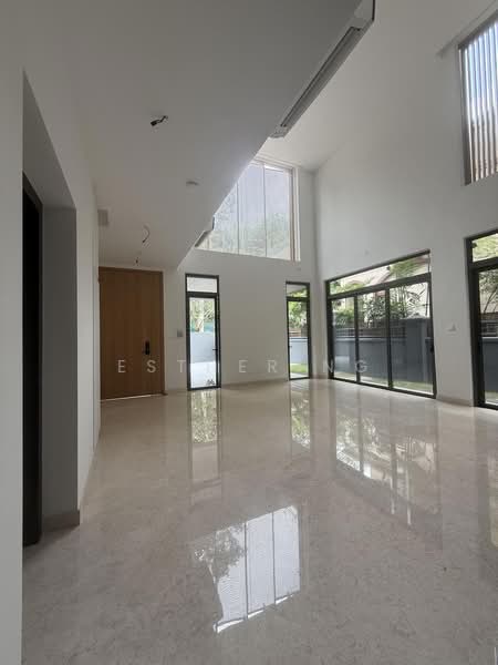 Old Upper Thomson Road, Old Upper Thomson Road, 5 Bedrooms, 5,337 sqft, Semi-Detached House For Sale, by Esther Ng, 500210824 - Living Room - PropertyGuru.com.sg