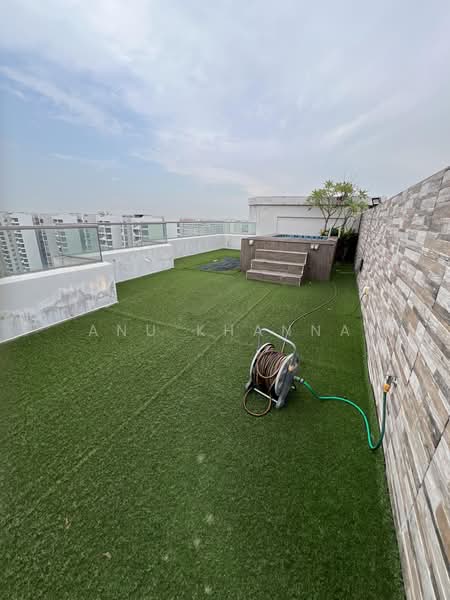 Waterview, 93 Tampines Avenue 1, 5 Bedrooms, 4,155 sqft, Condominium For Sale, by Anu Khanna, 500210838 - Exterior - PropertyGuru.com.sg