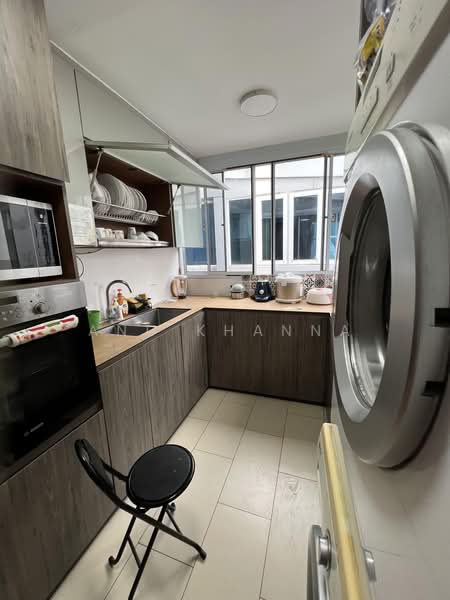 Waterview, 93 Tampines Avenue 1, 5 Bedrooms, 4,155 sqft, Condominium For Sale, by Anu Khanna, 500210838 - PropertyGuru.com.sg