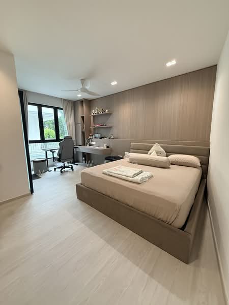 Semi-D at Pasir Panjang Road. Near Haw Par Villa MRT station, Pasir Panjang Road, 6 Bedrooms, 2,766 sqft, Semi-Detached House For Sale, by Wang Meifang (Fae), 500210840 - Bedroom - PropertyGuru.com.sg