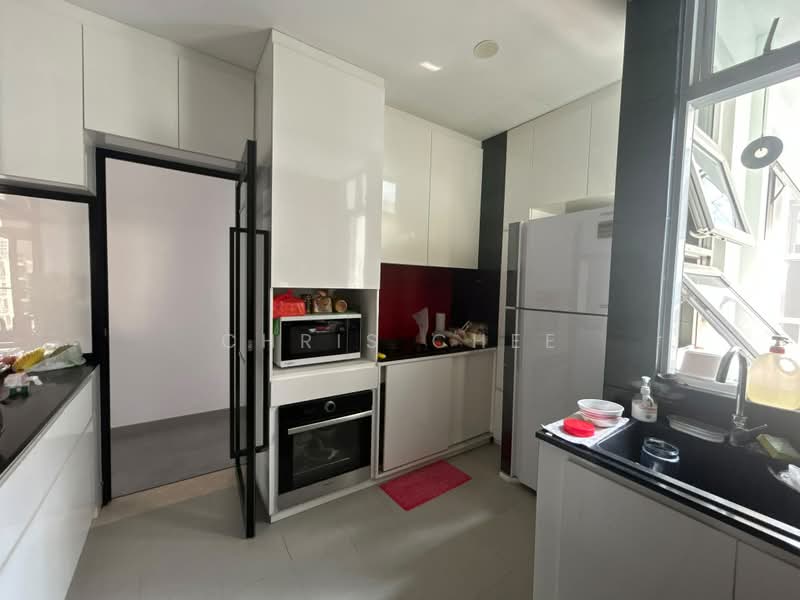 The Espira, 128 Lorong L Telok Kurau, 3 Bedrooms, 1,755 sqft, Apartment For Sale, by Chris Chee, 500210855 - Kitchen - PropertyGuru.com.sg