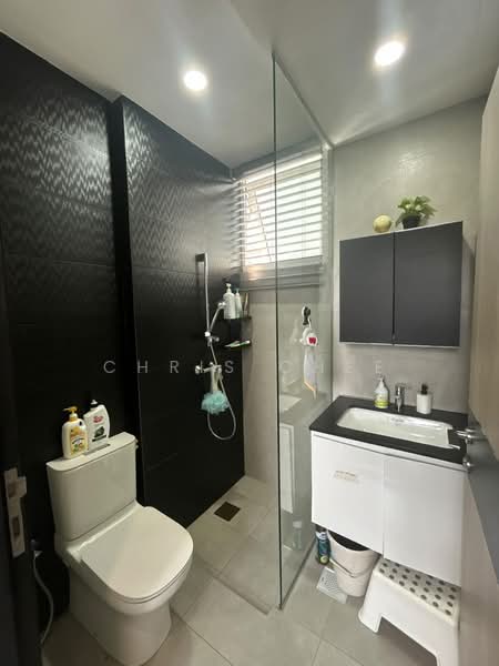 The Espira, 128 Lorong L Telok Kurau, 3 Bedrooms, 1,755 sqft, Apartment For Sale, by Chris Chee, 500210855 - Bathroom - PropertyGuru.com.sg