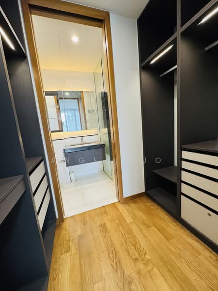 Marina One Residences, 21 Marina Way, 2 Bedrooms, 980 sqft, Condominium For Rent, by Angel Luo, 500210860 - Walk-in Wardorbe - PropertyGuru.com.sg
