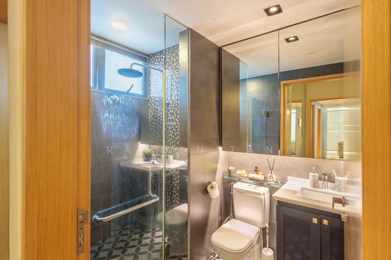 Parc Olympia, 64 Flora Drive, 4 Bedrooms, 1,733 sqft, Condominium For Sale, by Rayden Tan, 500210866 - Bathroom - PropertyGuru.com.sg