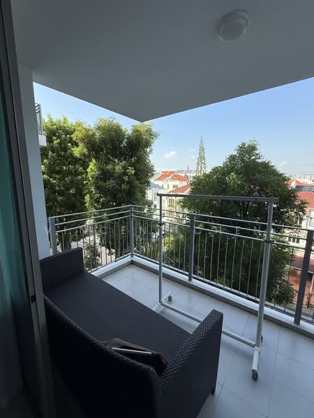 Casa Merah, 50 Tanah Merah Kechil Avenue, 4 Bedrooms, 1,378 sqft, Condominium For Rent, by Vincent Chen, 500210875 - Balcony - PropertyGuru.com.sg