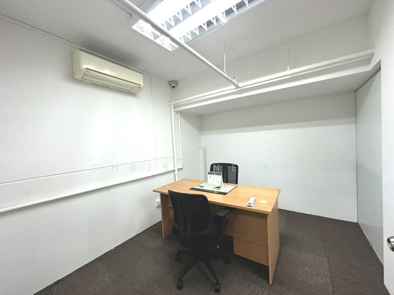 Wcega Plaza, 1 Bukit Batok Crescent, 2,411 sqft, Light Industrial (B1) For Sale, by Christine Ng, 500210886 - Interior - CommercialGuru.com.sg