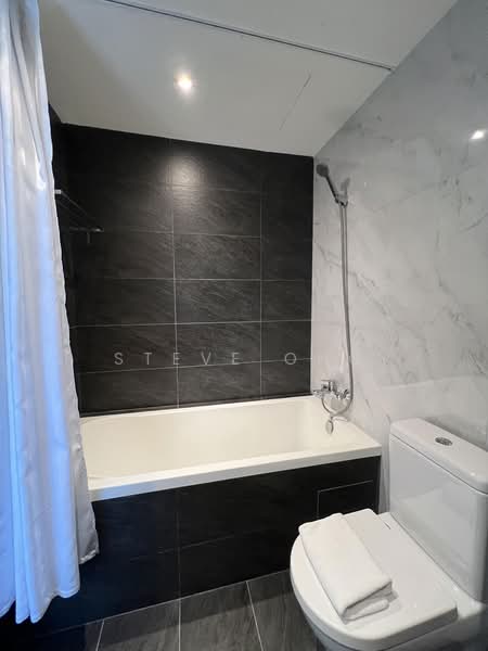 Sims Avenue 460, , Studio, 500 sqft, Apartment For Rent, by Steve Ong, 500210894 - Bathroom - PropertyGuru.com.sg