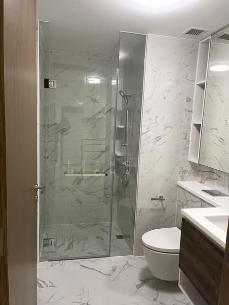 Parc Botannia, 16 Fernvale Street, 2 Bedrooms, 581 sqft, Condominium For Rent, by Francis Michael, 500210901 - Bathroom - PropertyGuru.com.sg