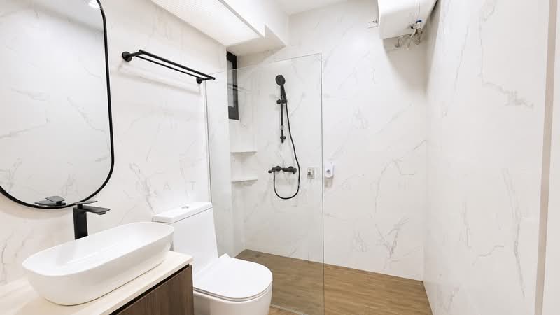 420A Northshore Drive, 420A Northshore Drive, 3 Bedrooms, 1,238 sqft, HDB Flat For Sale, by Natasha Goh, 500210902 - Bathroom - PropertyGuru.com.sg