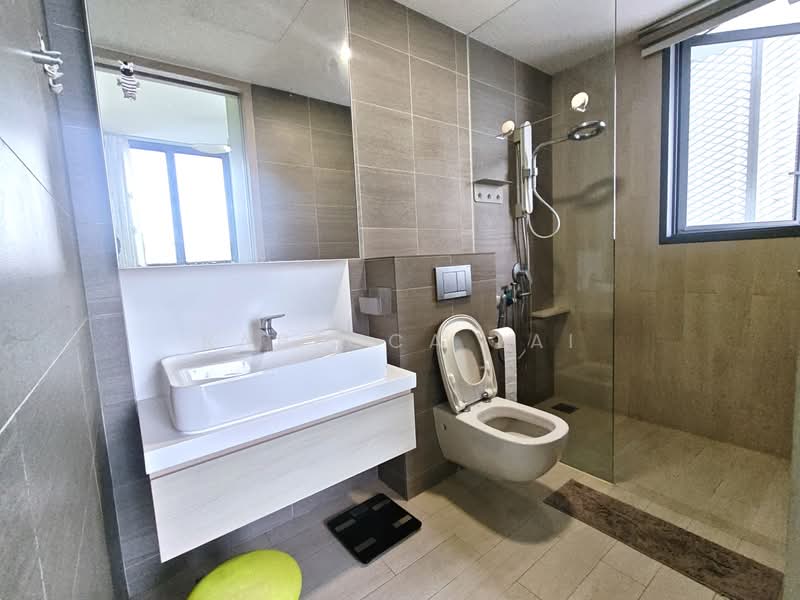 The Panorama, 10 Ang Mo Kio Ave 2, 2 Bedrooms, 700 sqft, Condominium For Rent, by Rabecca Lai, 500210904 - Master Bathroom - PropertyGuru.com.sg