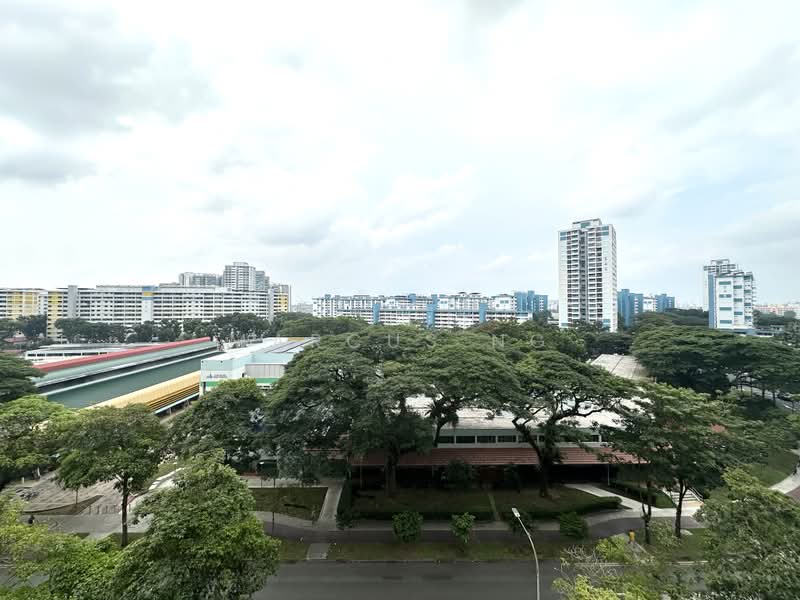 578 Ang Mo Kio Avenue 10, 578 Ang Mo Kio Avenue 10, 2 Bedrooms, 871 sqft, HDB Flat For Sale, by Marcus Ng, 500210921 - Living Room View - PropertyGuru.com.sg