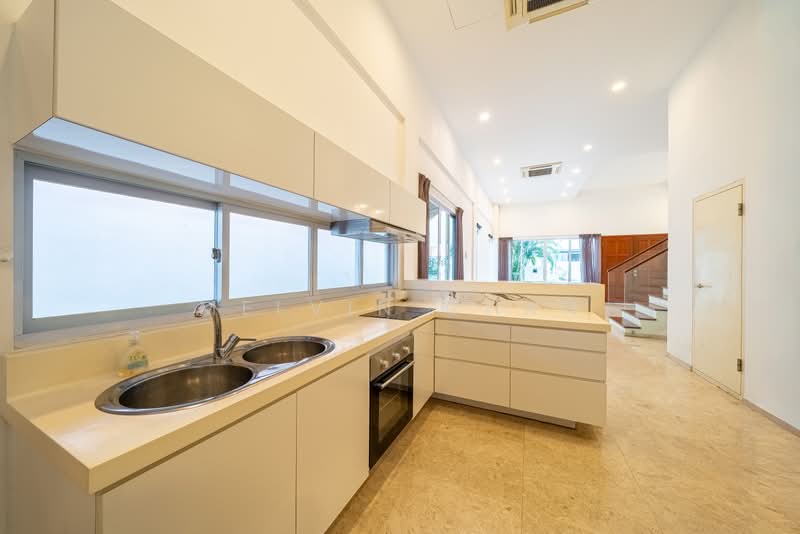 Bridport Avenue, , 7 Bedrooms, 3,700 sqft, Semi-Detached House For Sale, by Melvin Chan, 500210924 - Dry Kitchen - PropertyGuru.com.sg