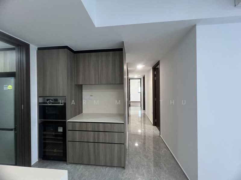 Bartley Vue, 6 Jalan Bunga Rampai, 4 Bedrooms, 1,356 sqft, Condominium For Rent, by Charm May Thu, 500210930 - Corridor - PropertyGuru.com.sg