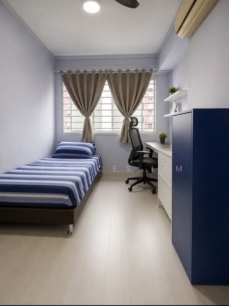 445 Hougang Avenue 8, 445 Hougang Avenue 8, 3 Bedrooms, 1,130 sqft, HDB Flat For Sale, by Frances Lim, 500210935 - Bedroom - PropertyGuru.com.sg