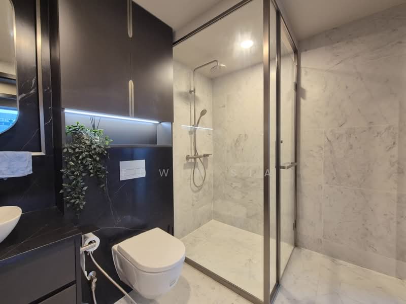 One Bernam, 1 Bernam Street, 2 Bedrooms, 700 sqft, Condominium For Rent, by Edwin Sia, 500210937 - Bathroom - PropertyGuru.com.sg