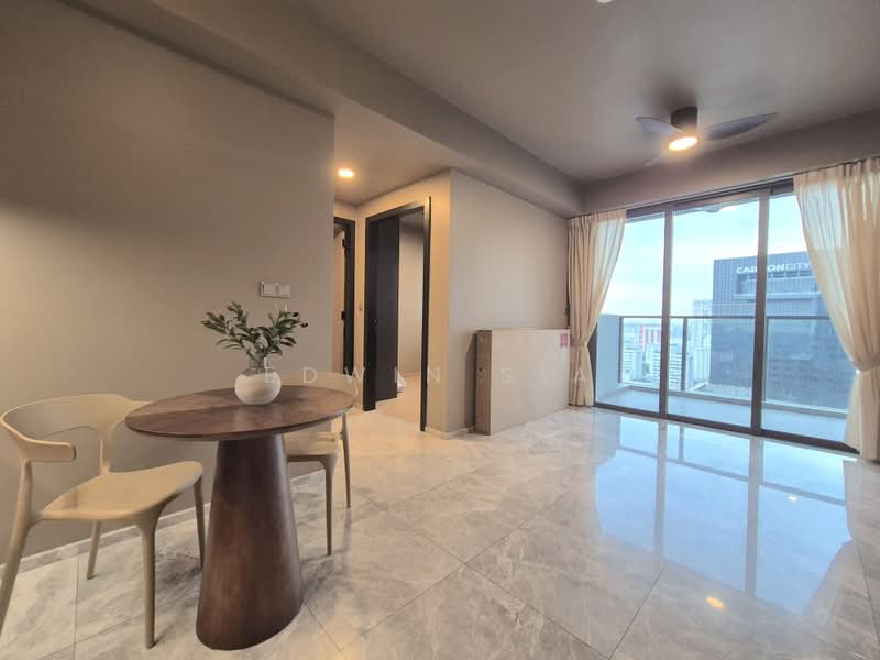 One Bernam, 1 Bernam Street, 2 Bedrooms, 700 sqft, Condominium For Rent, by Edwin Sia, 500210937 - Living Room - PropertyGuru.com.sg