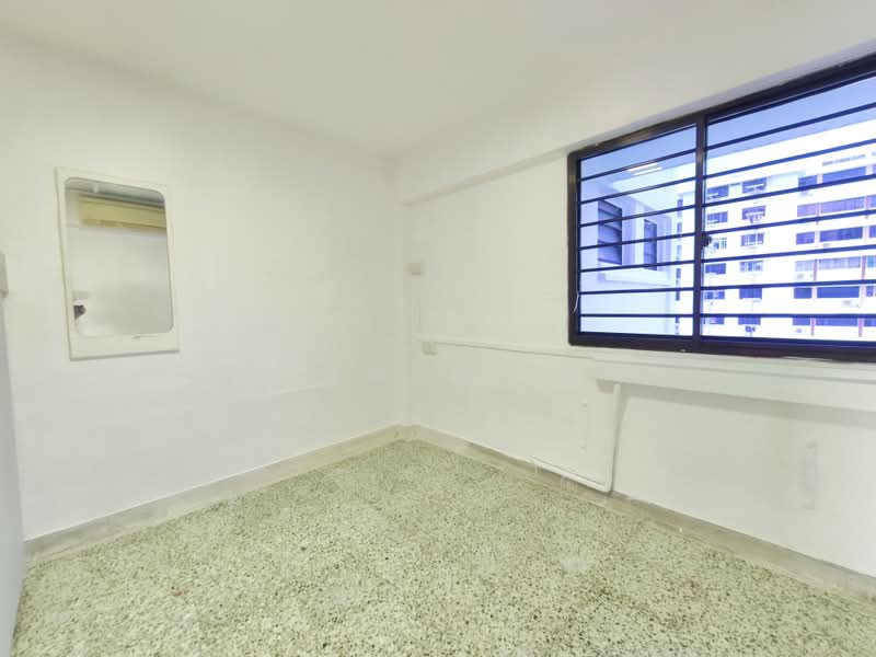 221 Lorong 8 Toa Payoh, 221 Lorong 8 Toa Payoh, 3 Bedrooms, 883 sqft, HDB Flat For Sale, by Li Zhen Tan, 500210959 - Interior - PropertyGuru.com.sg