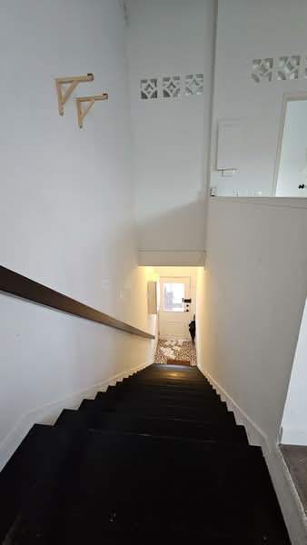 Jalan Riang Shophouse, , 3 Bedrooms, 1,500 sqft, Shophouse For Rent, by Casia Kwa, 500210961 - Entrance - PropertyGuru.com.sg